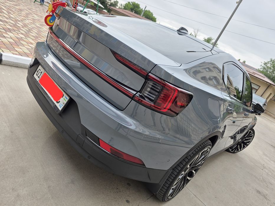 Volvo Polestar-2 СРОЧНО продаётся.