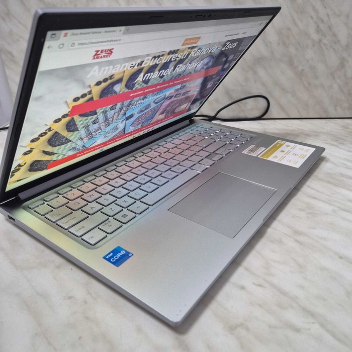 Laptop Asus VivoBook i3 gen 12 8gb fara incarcator Zeus Amanet Rahova 34460