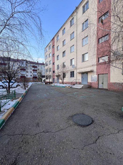 Продам трехкомнатную квартиру