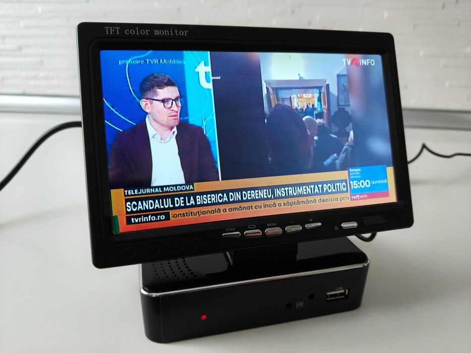 Televizor monitor receiver DVB-T2 cu telecomanda si antena