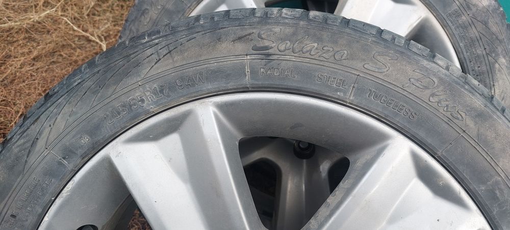 Продам комплект шин