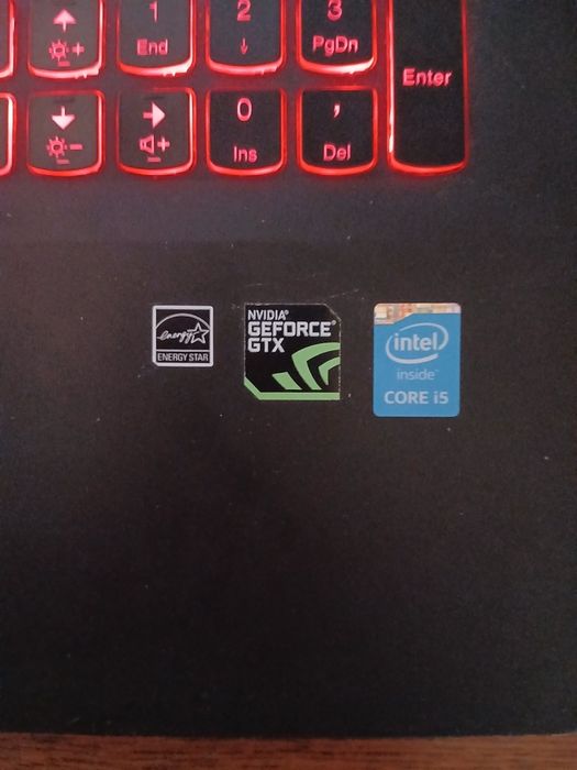 Pachet Complet Laptop Lenovo Y50-70 SSD + Tastatură, Mouse Gaming, Pad & Cooler | Ideal Birou / Gaming