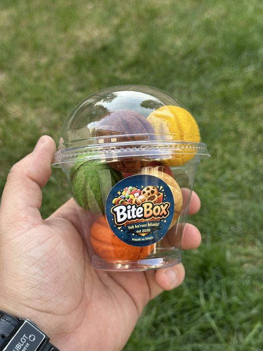 Turli hildagi sneklar,oreshki,popcorn va boshqalar