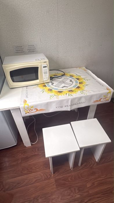 Продам куханный стол