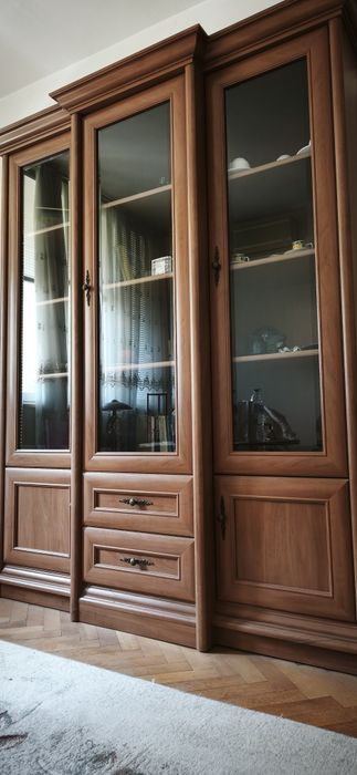 Модулна система Kent Витринен шкаф и ТВ шкаф
