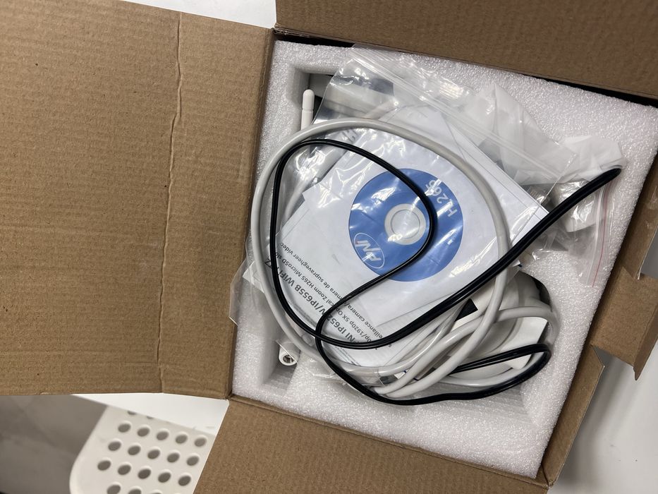 Охранителна камера PNI IP652W WiFi PTZ 1080p – 5X зуум, нощно виждане, IP66