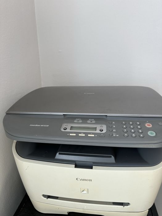 Продам принтер Canon MF3228 в рабочем состоянии