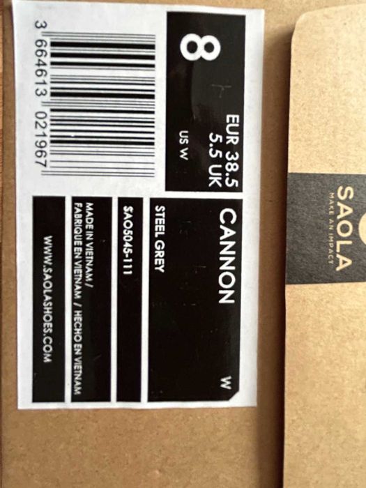 Обувки Saola 38.5