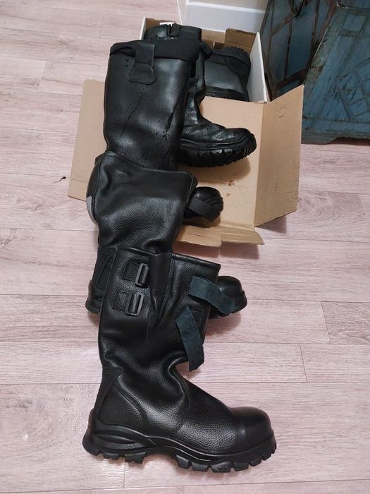 Сатылады етіктер