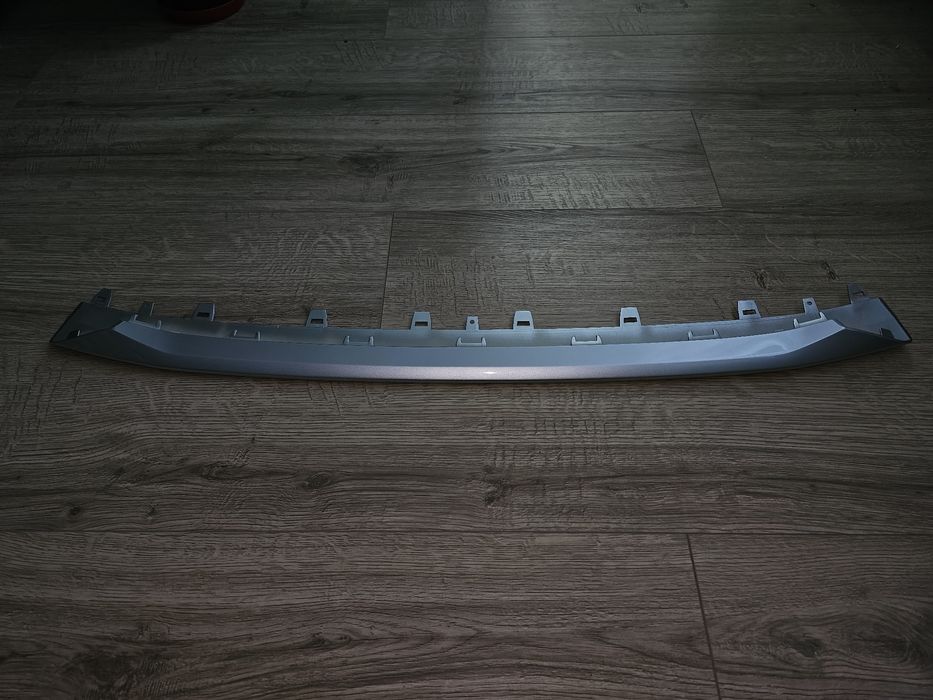 4H0807110C спойлер предна броня A8 S8 D4 facelift bumper лайсна нож