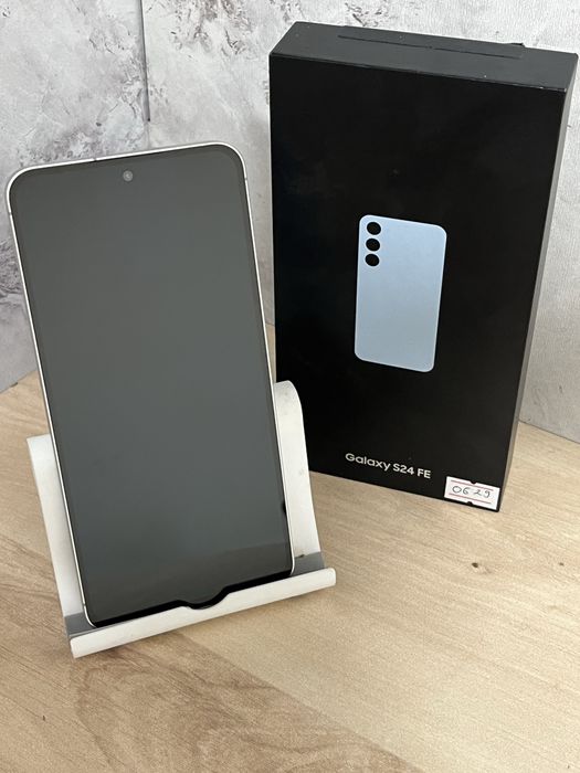 Samsung s24FE/Самсунг С24 ФЕ