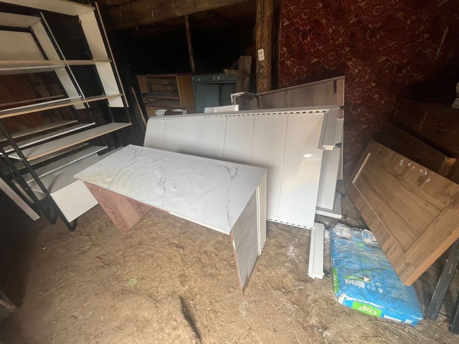 Продам полки для магазина
