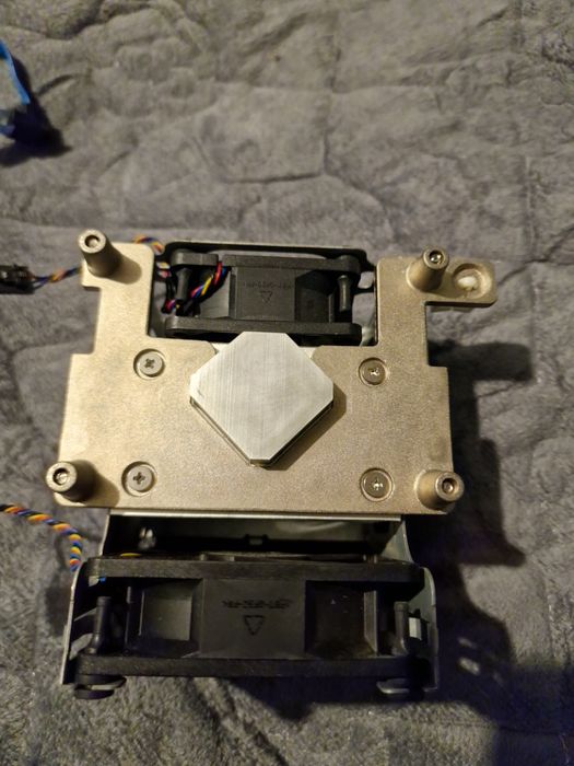 Procesor + Cooler Intel Core 2 Duo E8500 3.16Ghz FSB 1333 6MB LGA 775