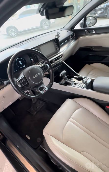 Kia K5 full sotiladi