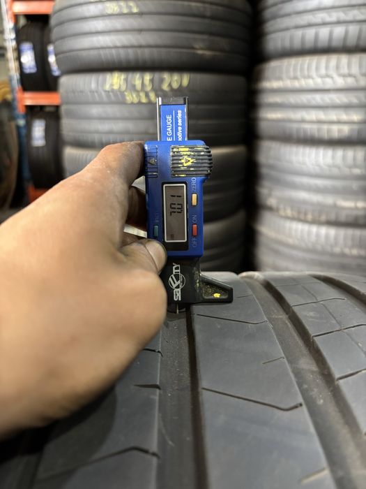 Anvelope Vara Pirelli P Zero 315/30/22 si 275/35/22 315 30 22 275 35 22 R22