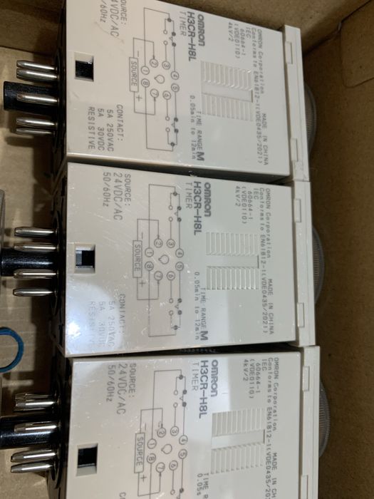 Temporizatoate- relee intarziere -socluri