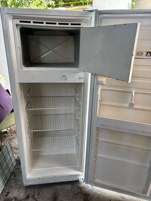 Холодильник с доставкой