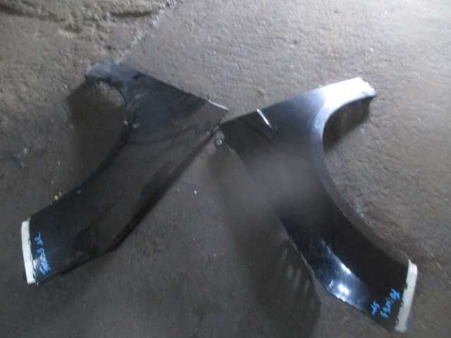 Aripa fata stanga dreapta FORD FOCUS 3 an 2012 originale fara rugina