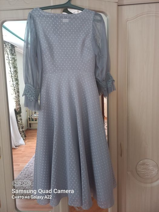 Платья в отличном состоянии