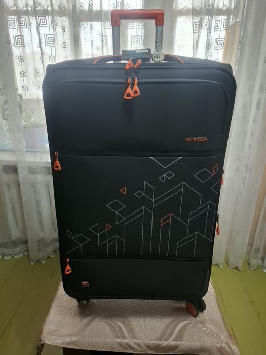 Продажа  чемодана