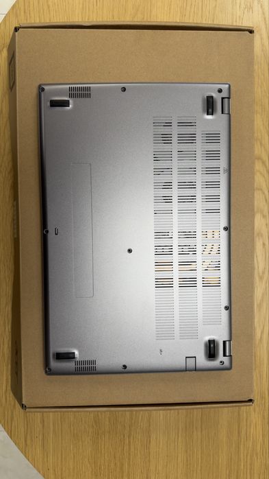 Лаптоп Acer Aspire 5  A515-57G – Пълен комплект с кутия + Подарък мишка!