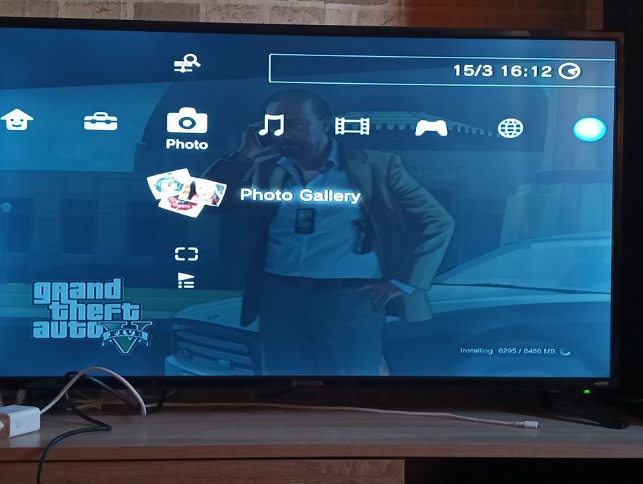 PlayStation 3 cu hard disk de 500 GB