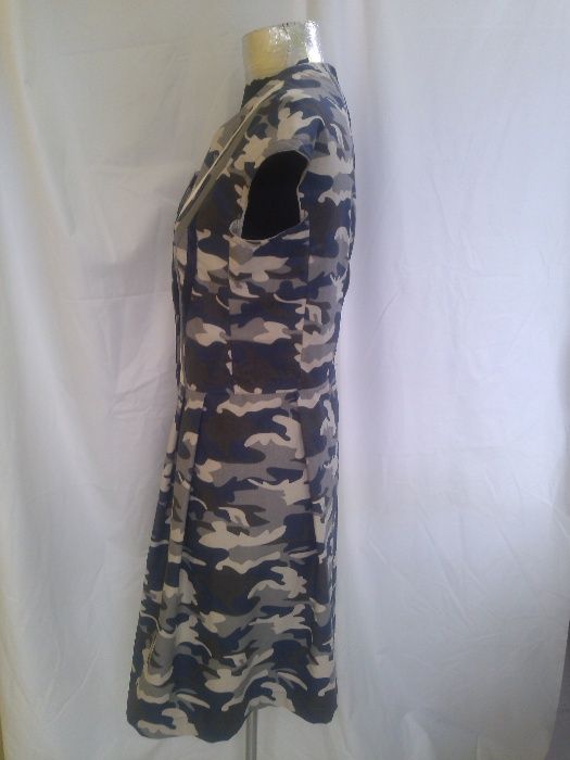 Продавам ръчно изработени дамски дрехи