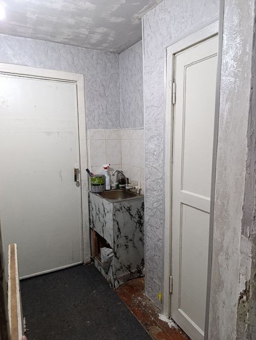 Продам 1-ком  квартиру в Галерейке октепа 7 квартал чилонзор