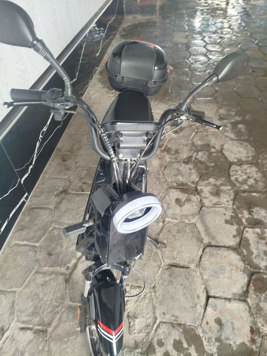 Скутор сотилади 1