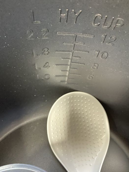 Чаша для мультиварки. Новая. 2.2 L