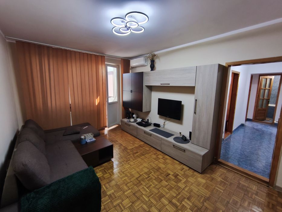 Apartament 4 camere Orșova Zona Centrala etaj 3