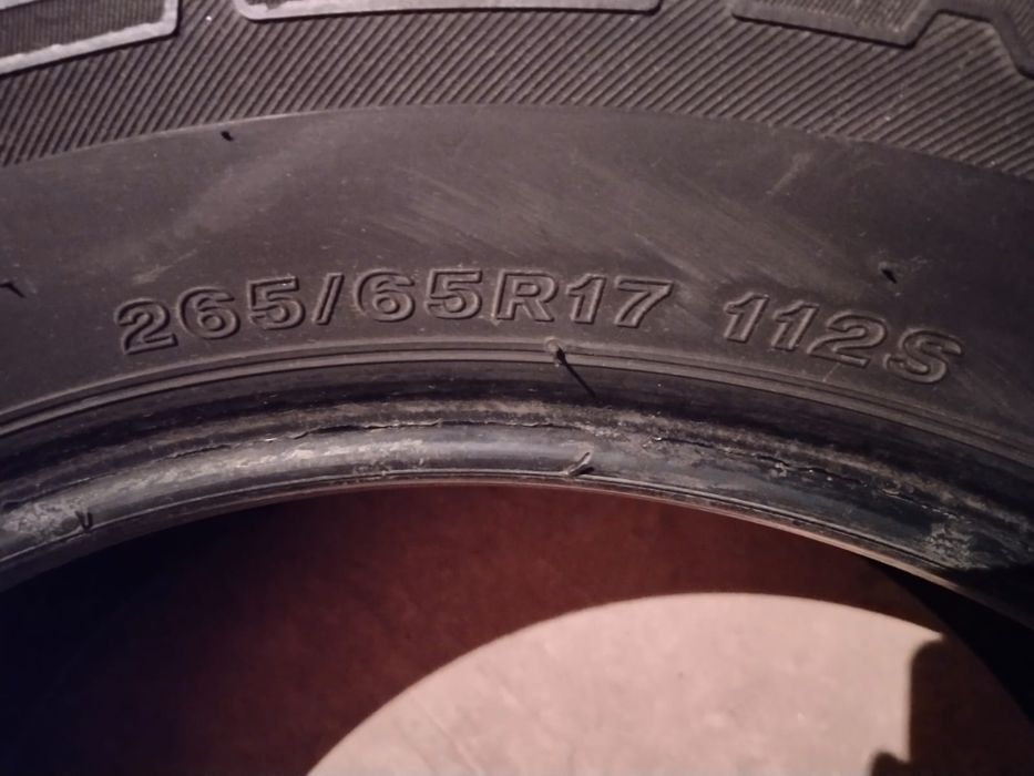 Продам Шины  265/65R17