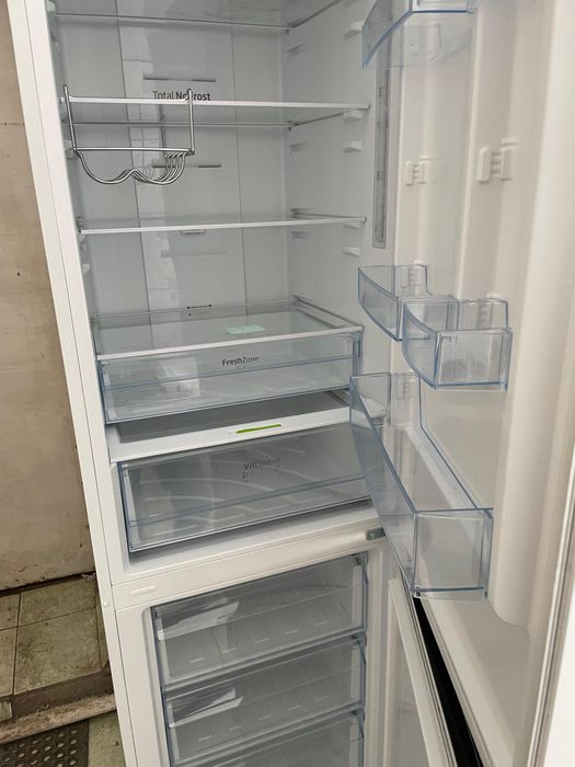 Холодильники Hansa , Beko