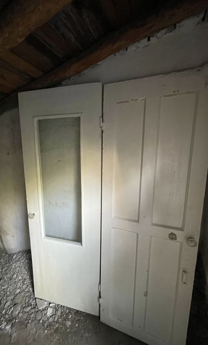 Деревянные двери б/у