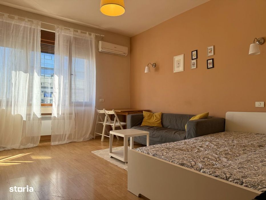 Garsoniera ultracentrala, langa metrou Universitate – Str. Academiei