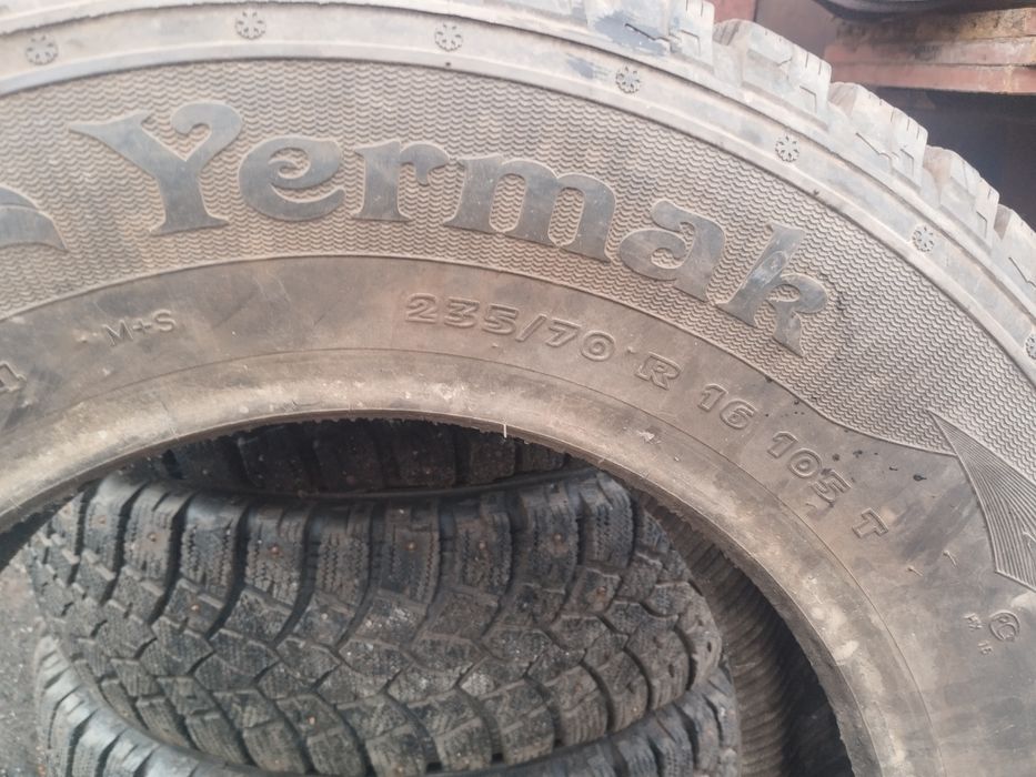 Продам шины  от Chevrolet Cobalt