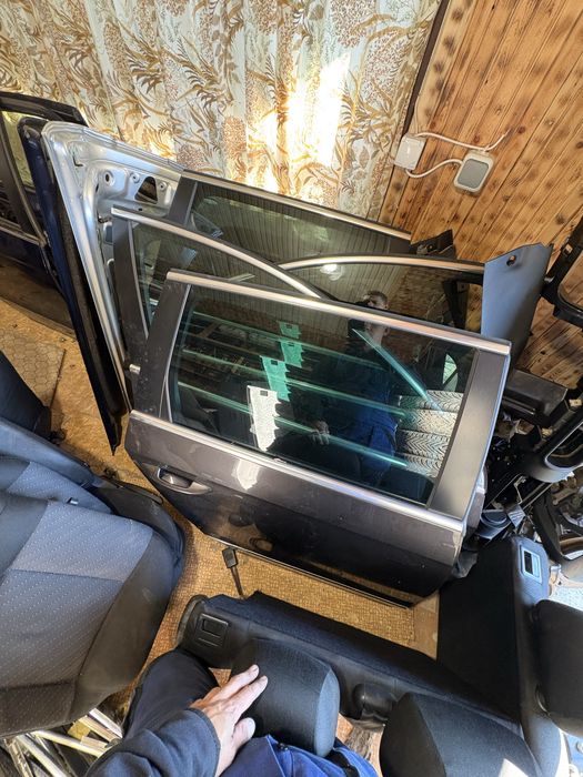 Врати,калници и предни капаци от Пасат Б6/Passat B6 седан-комби