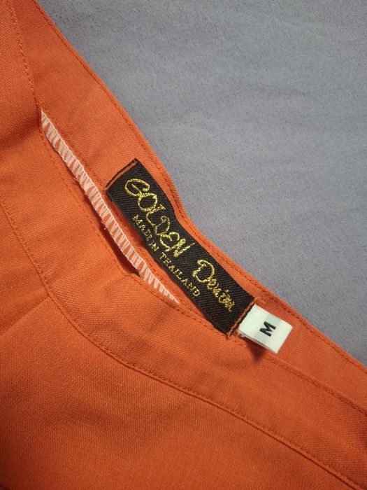 Pantaloni scurți eleganți