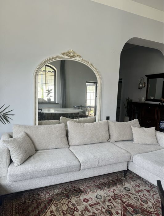 Продам диван в хорошем состоянии.