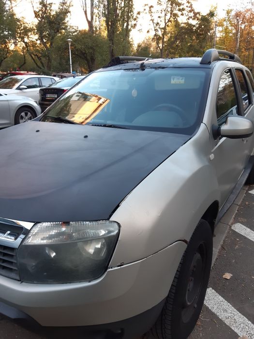 Dacia Duster gpl omologat, 4x2, proprietar, acte valabile, avariat