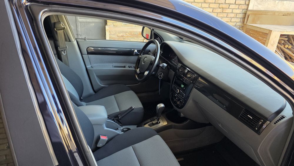 Сотилади Gentra Darkmoon Blue 2023й.