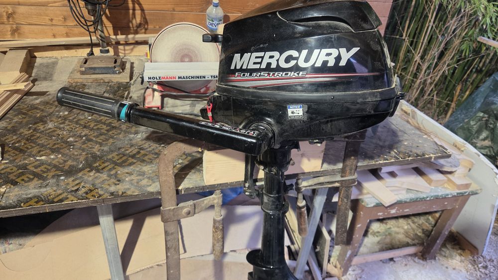 Извънбордов двигател