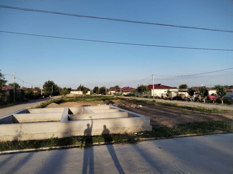 UCHASTKA Sotiladi srochna pul judayam muhim!