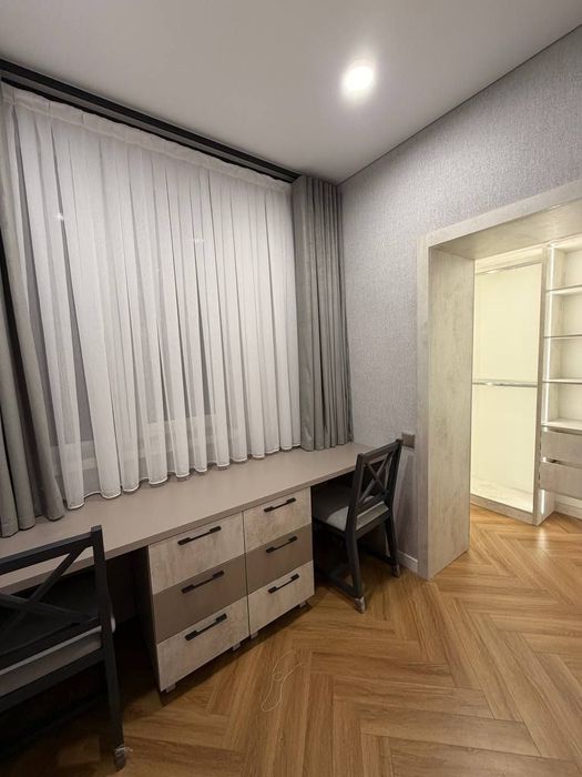 Продаётся 2в3ком, 65квм ор-р: Гламур, Моштабиб