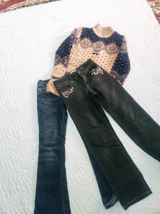 Туники и джинсовые брюки