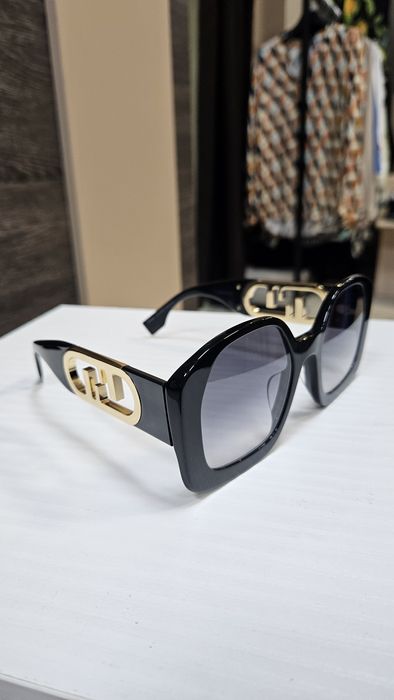 Дамски слънчеви очила FE40048U 01B 54