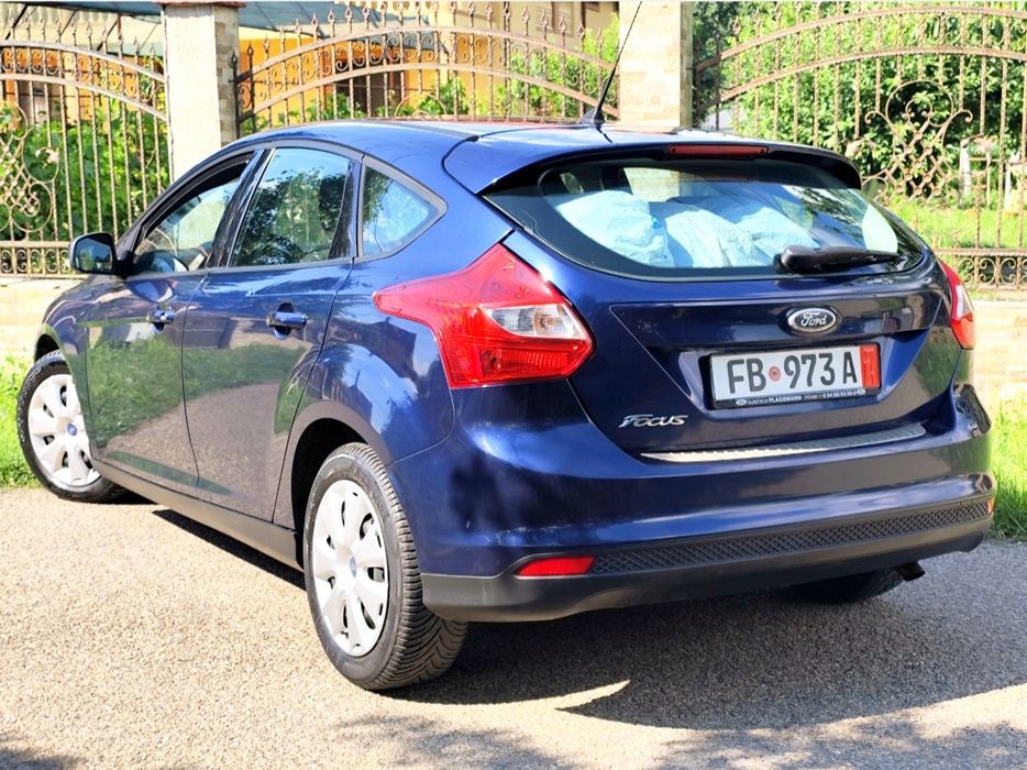 FORD Focus 2012 — imagine 13