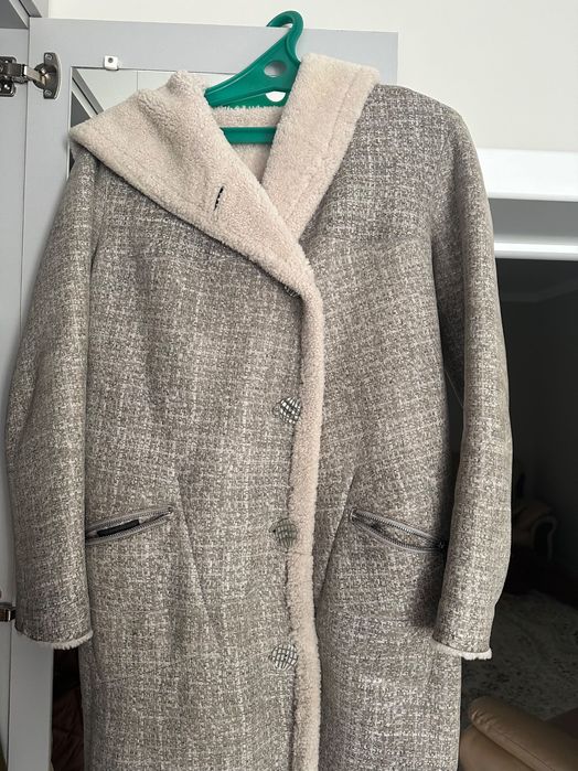 Продам дубленку двусторонняя