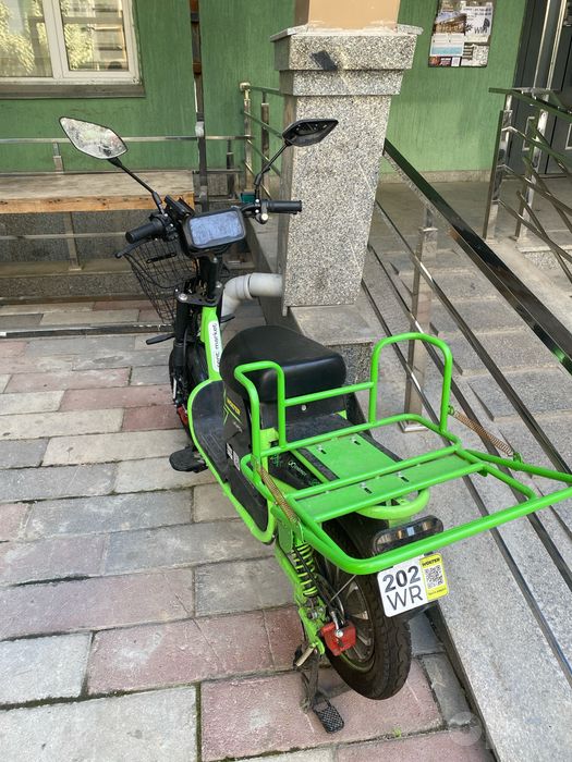 skuter elektroniy