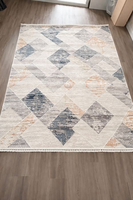 Продам новый ковёр 2×3м Турция